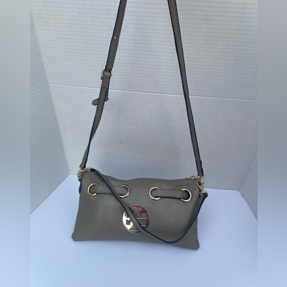 Tory Burch Gold Crossbody Bag⭐️⭐️⭐️